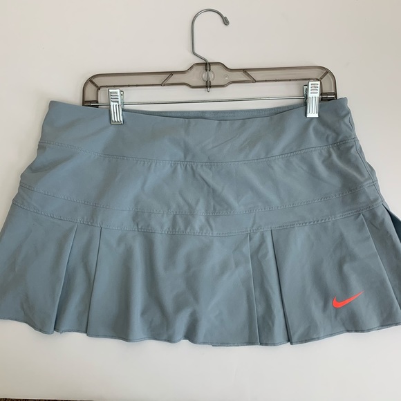 Nike Women/'s Athlete Dri-Fit Tennis Skorts Skirts~SZ 8 ~ NWT~